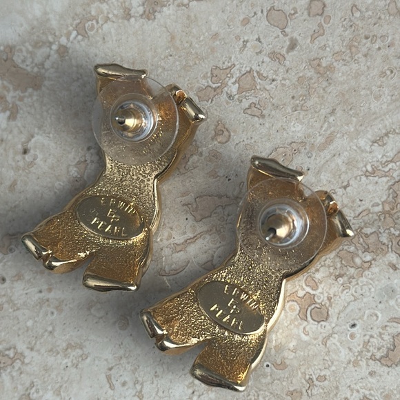 Vintage Edwin Pearl Peacock Gold and Blue/Green Enamel earrings - Picture 6 of 7